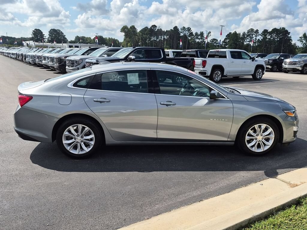 Used 2024 Chevrolet Malibu 1LT Car Used 2024 Chevrolet Malibu 1LT Car — photo 2 of 4