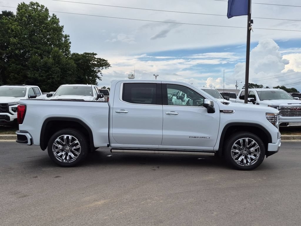 New 2026 GMC Sierra 1500 Denali Truck — photo 2 of 4
