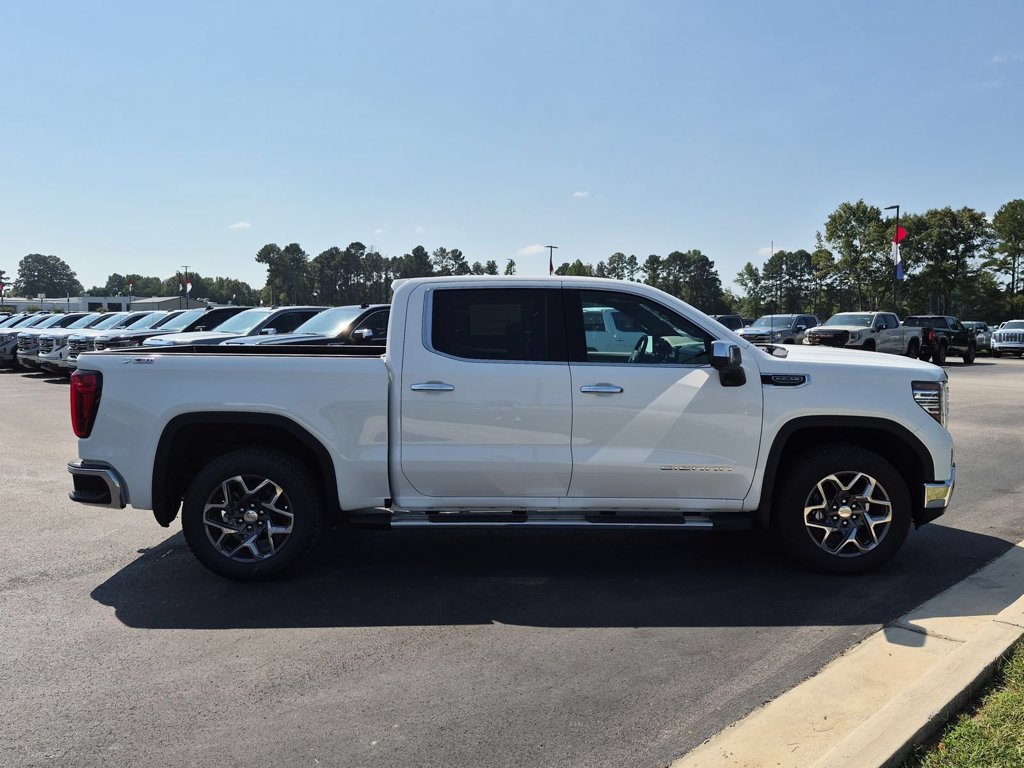 New 2026 GMC Sierra 1500 SLT Truck — photo 2 of 4