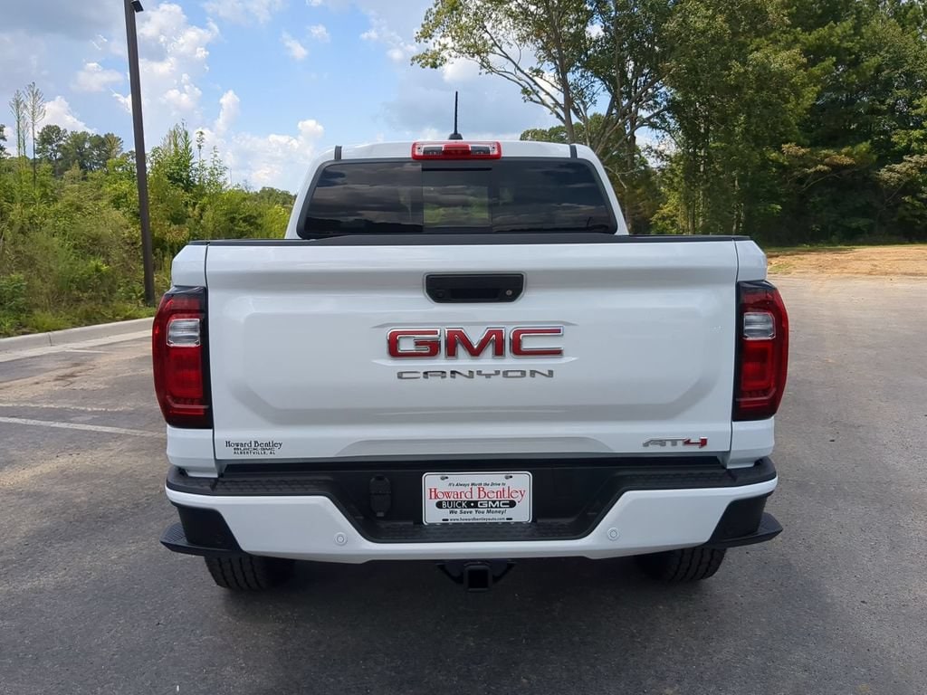 New 2026 GMC Canyon AT4 Truck — photo 4 of 4