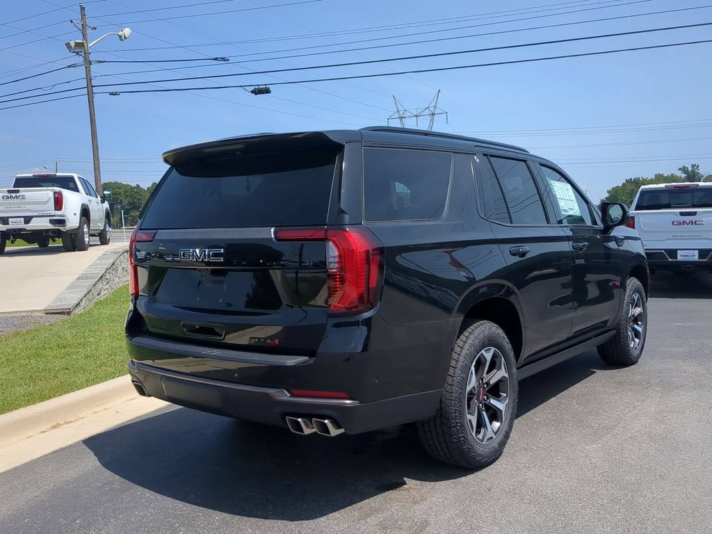 2026 GMC Yukon AT4 Ultimate - Photo 3