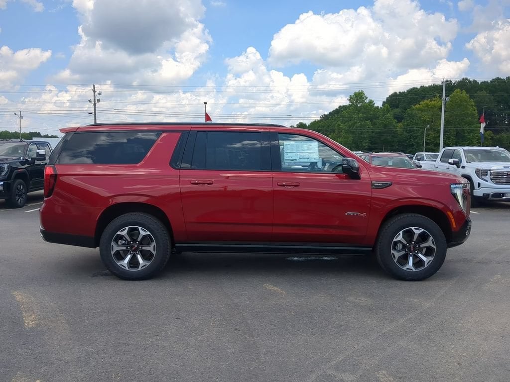 New 2026 GMC Yukon XL AT4 Ultimate SUV — photo 2 of 4