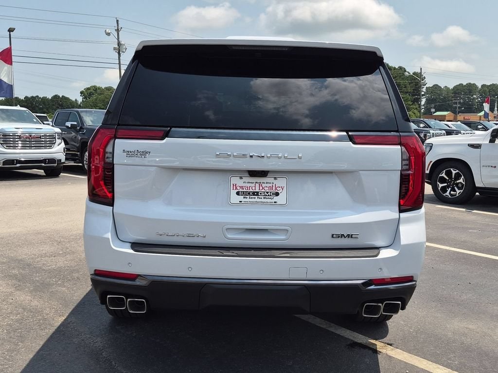 New 2026 GMC Yukon XL Denali Ultimate SUV — photo 4 of 4