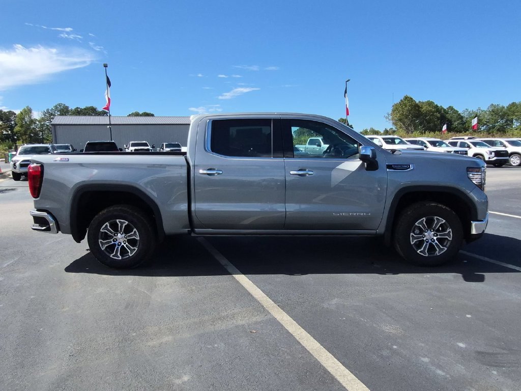 New 2026 GMC Sierra 1500 SLT Truck — photo 2 of 4
