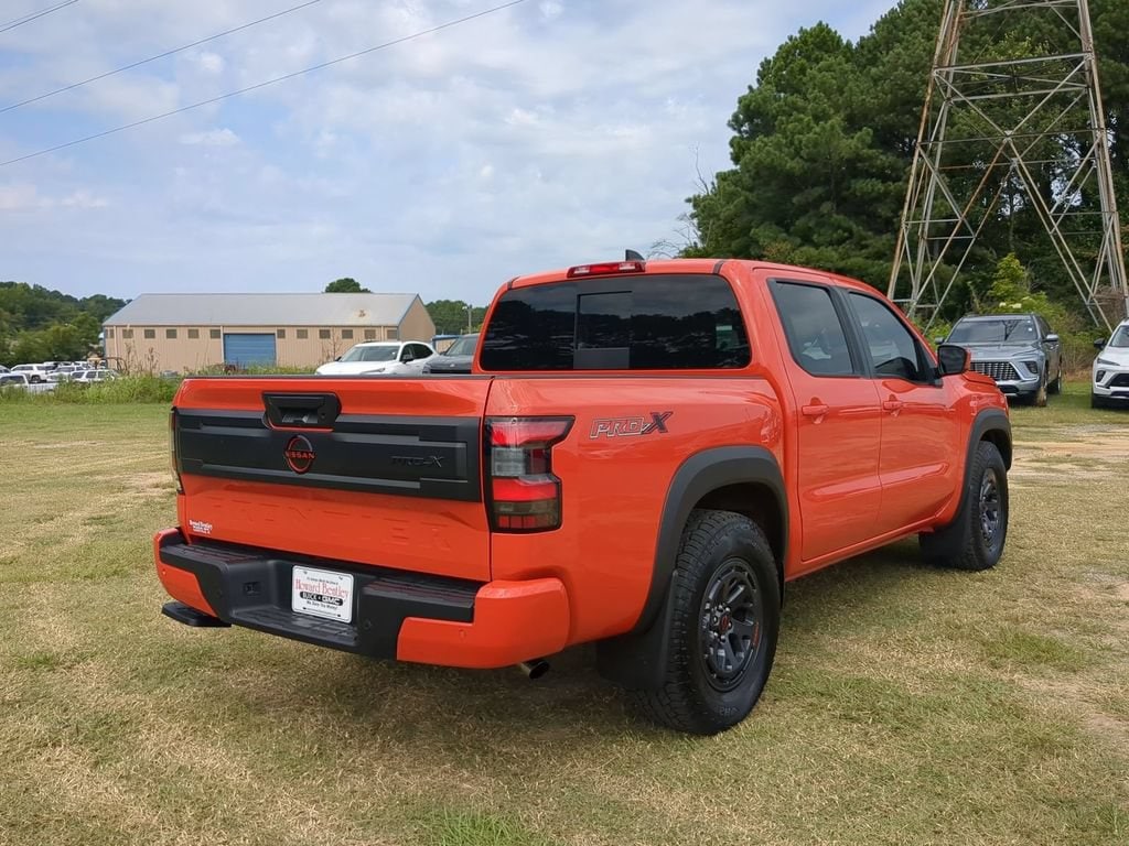Used 2025 Nissan Frontier PRO-X Used 2025 Nissan Frontier PRO-X — photo 4 of 4