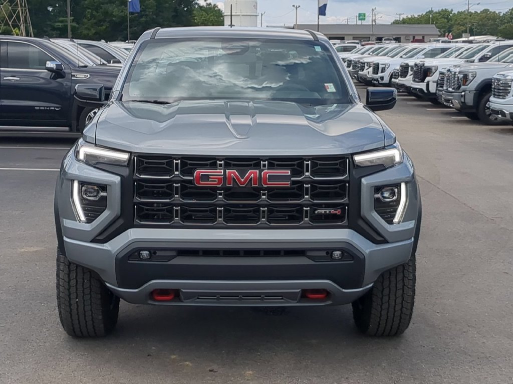 2026 GMC Canyon AT4 - Photo 7