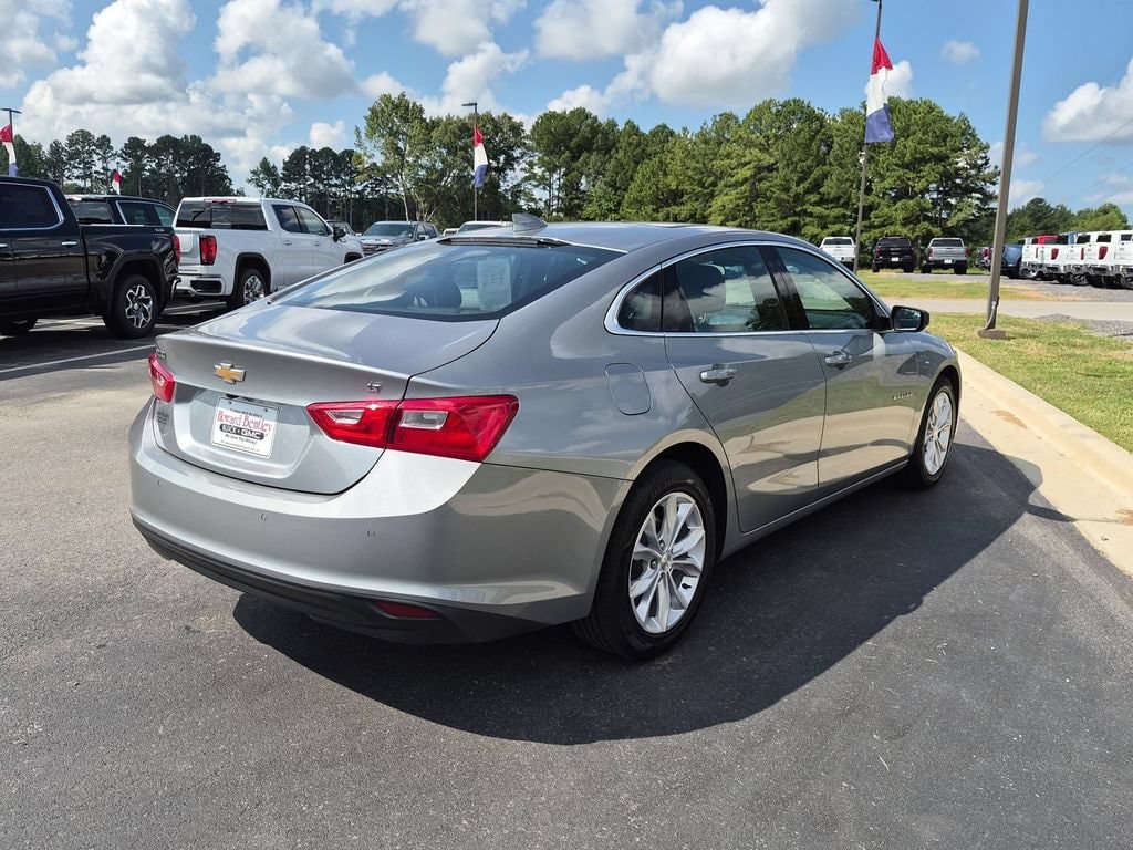 Used 2024 Chevrolet Malibu 1LT Car Used 2024 Chevrolet Malibu 1LT Car — photo 4 of 4