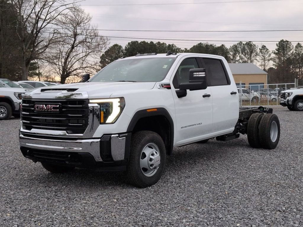 2026 GMC Sierra 3500 Chassis Cab Pro - Photo 7