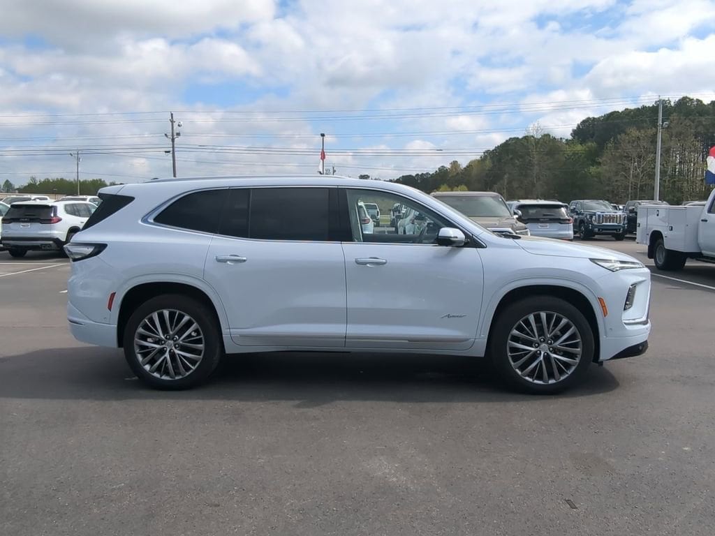 New 2026 Buick Enclave Avenir SUV