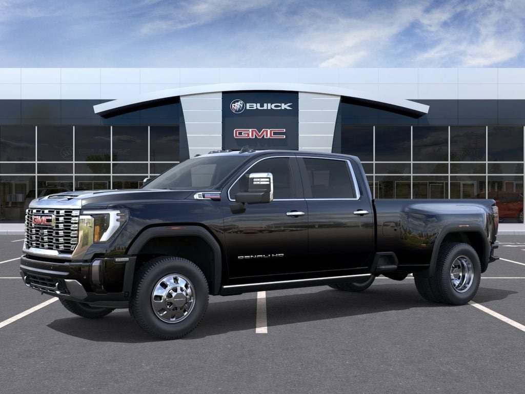 New 2026 GMC Sierra 3500 HD Denali DRW Truck — photo 2 of 4