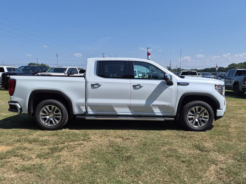 New 2026 GMC Sierra 1500 Denali Truck — photo 2 of 4
