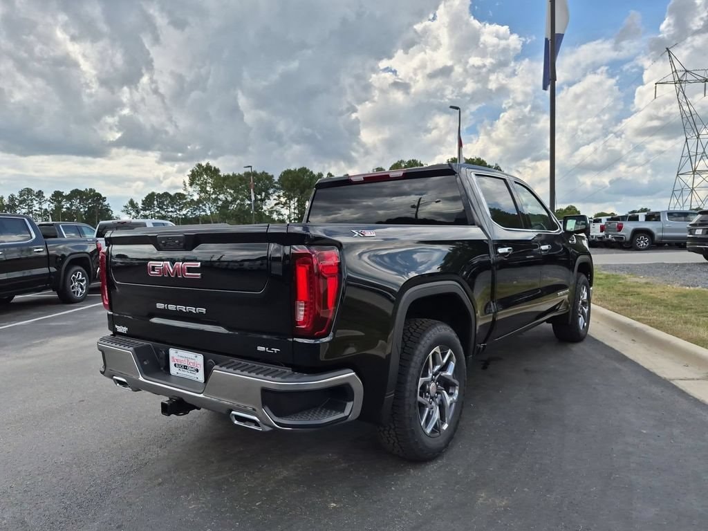 New 2026 GMC Sierra 1500 SLT Truck — photo 3 of 4