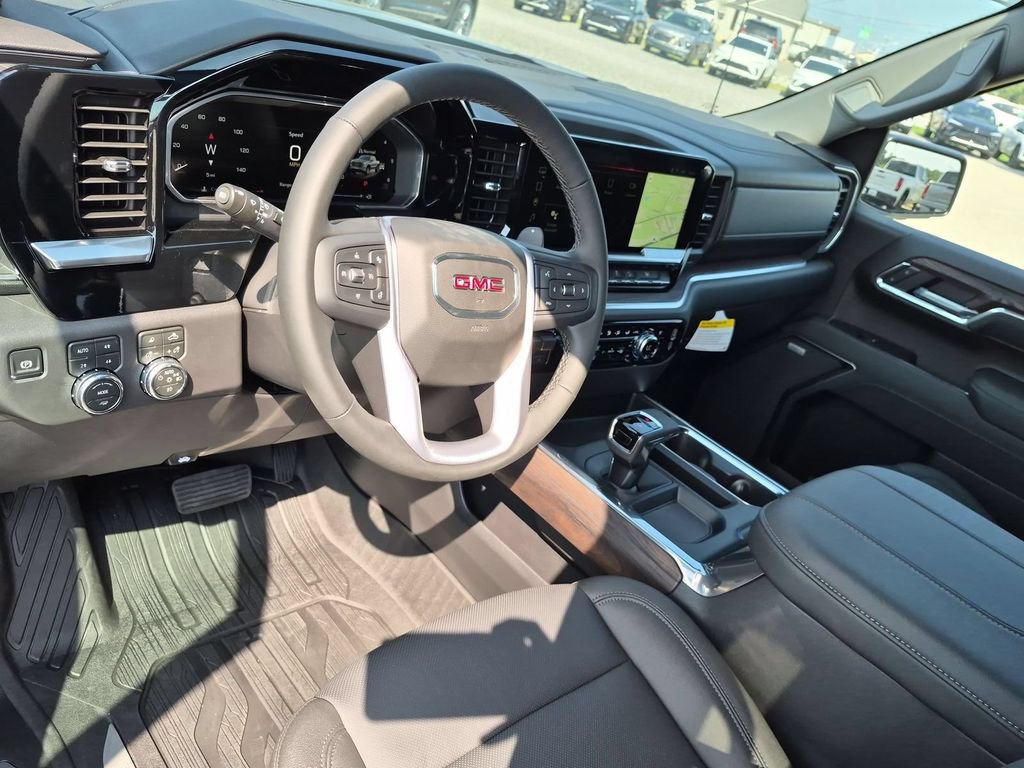 2026 GMC Sierra 1500 SLT - Photo 9
