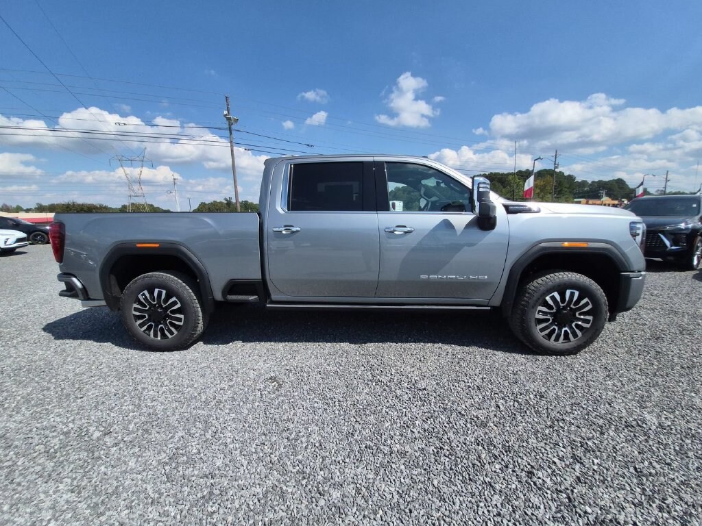 New 2026 GMC Sierra 2500 HD Denali Ultimate Truck New 2026 GMC Sierra 2500 HD Denali Ultimate Truck — photo 2 of 4
