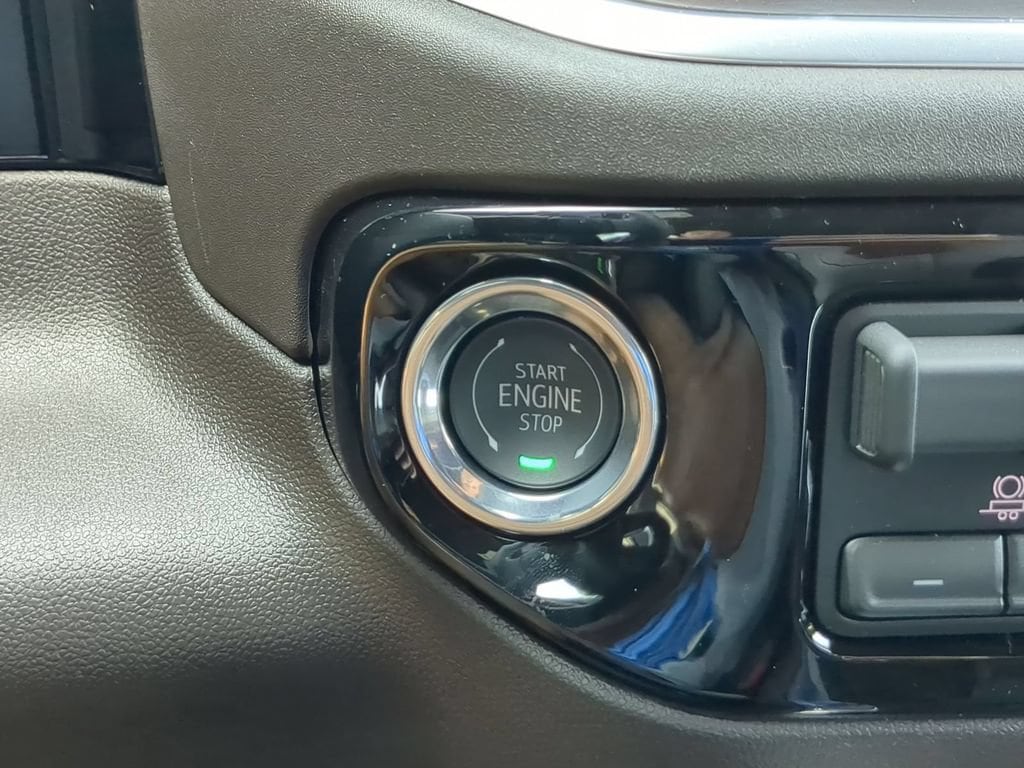 2026 GMC Sierra 1500 SLT - Photo 16