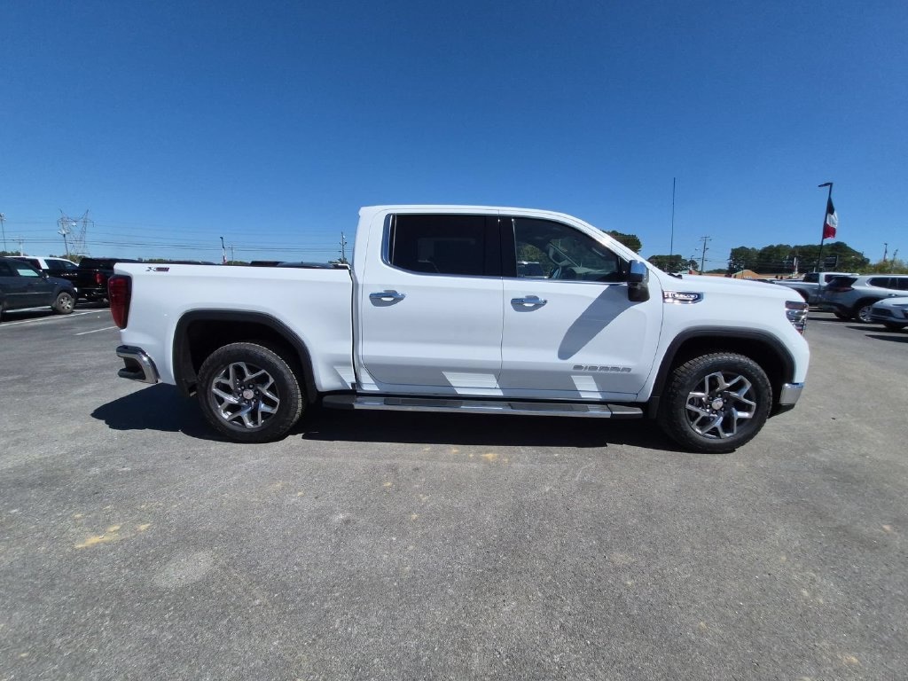 New 2026 GMC Sierra 1500 SLT Truck New 2026 GMC Sierra 1500 SLT Truck — photo 2 of 4