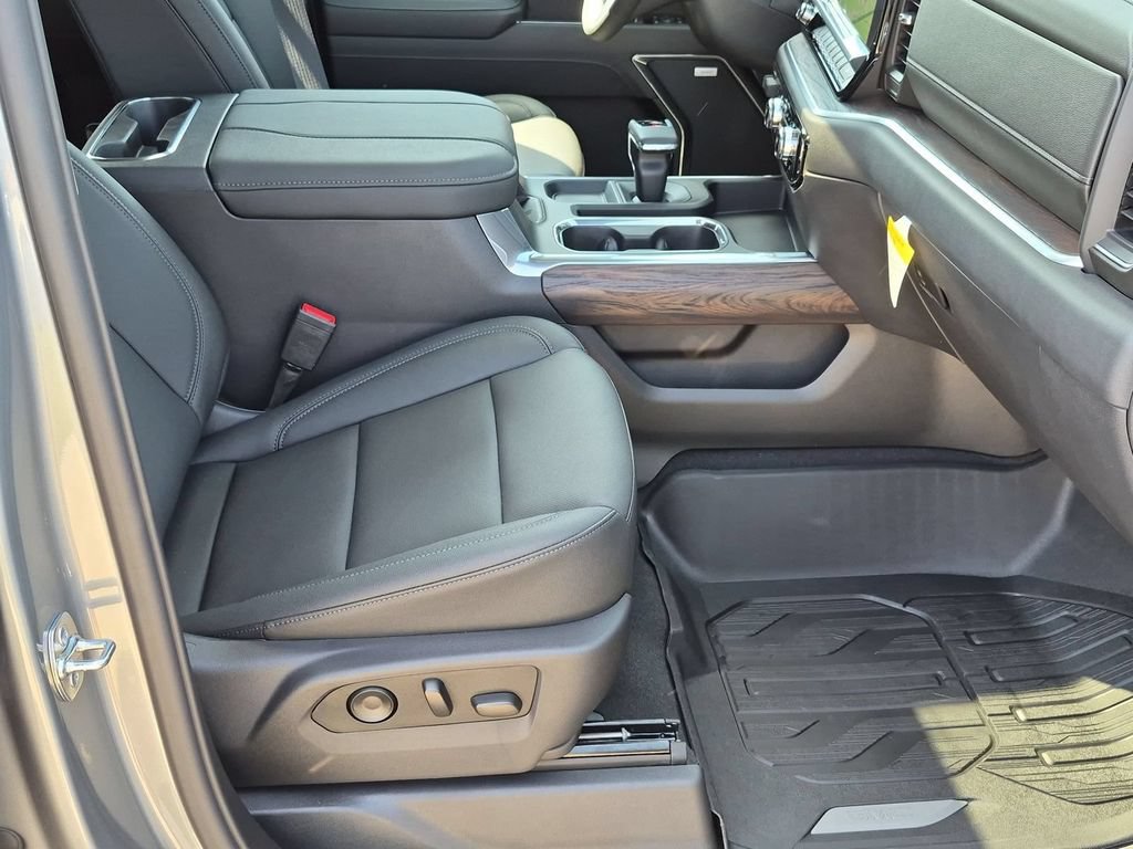 2026 GMC Sierra 1500 SLT - Photo 26