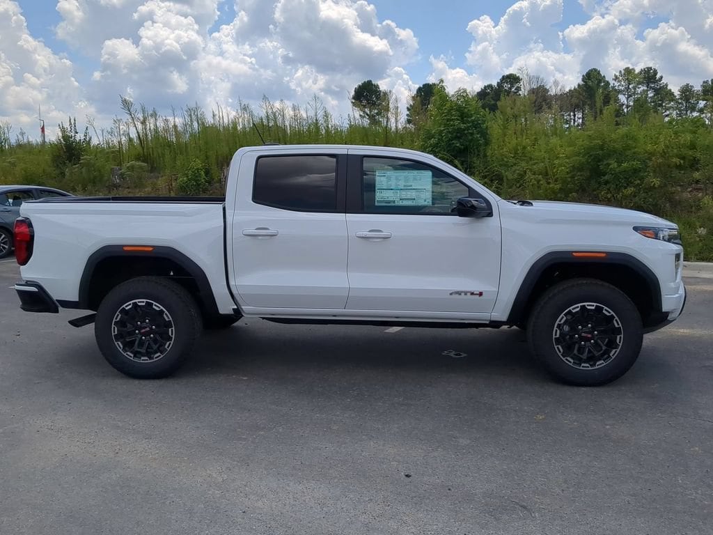 New 2026 GMC Canyon AT4 Truck — photo 2 of 4