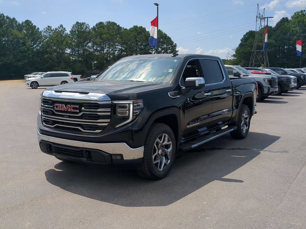 2026 GMC Sierra 1500 SLT - Photo 6