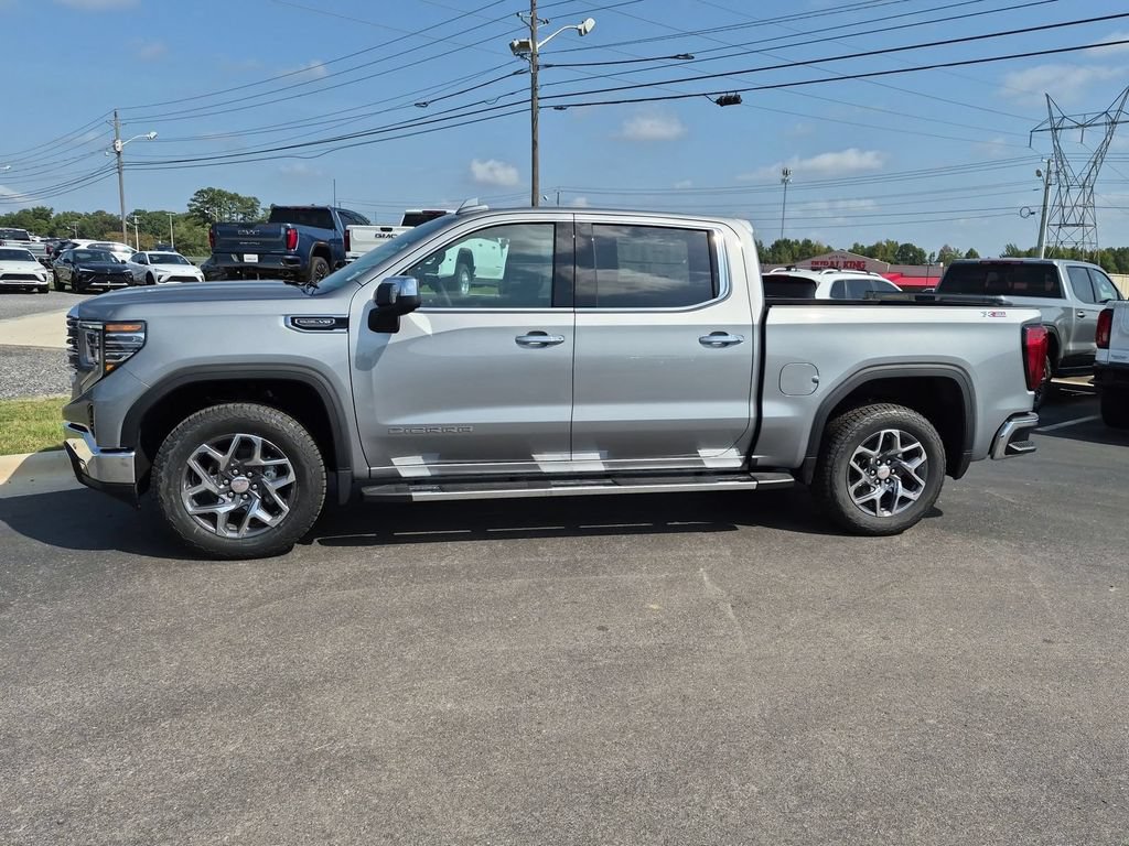 2026 GMC Sierra 1500 SLT - Photo 6