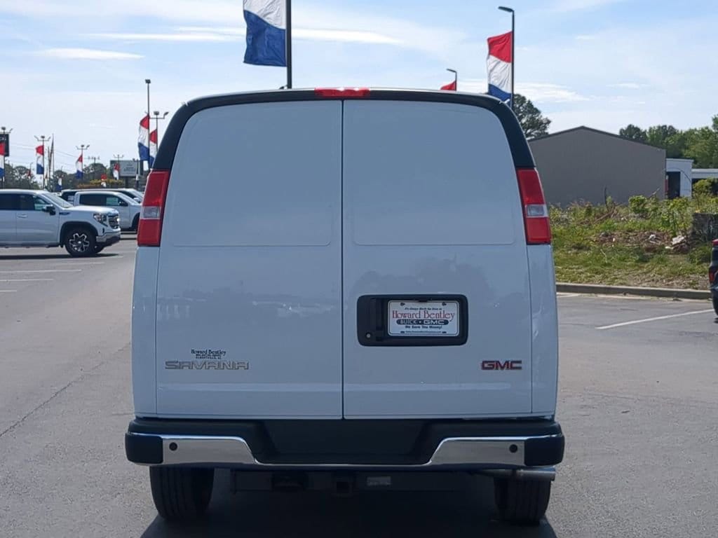 New 2026 GMC Savana Cargo Work Van Van New 2026 GMC Savana Cargo Work Van Van — photo 4 of 4