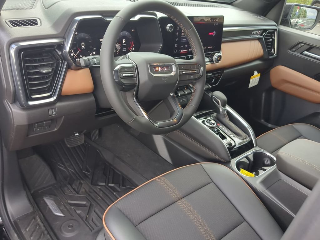 2026 GMC Canyon AT4 - Photo 9