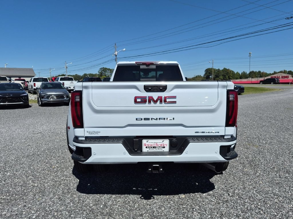 New 2026 GMC Sierra 3500 HD Denali DRW Truck — photo 4 of 4