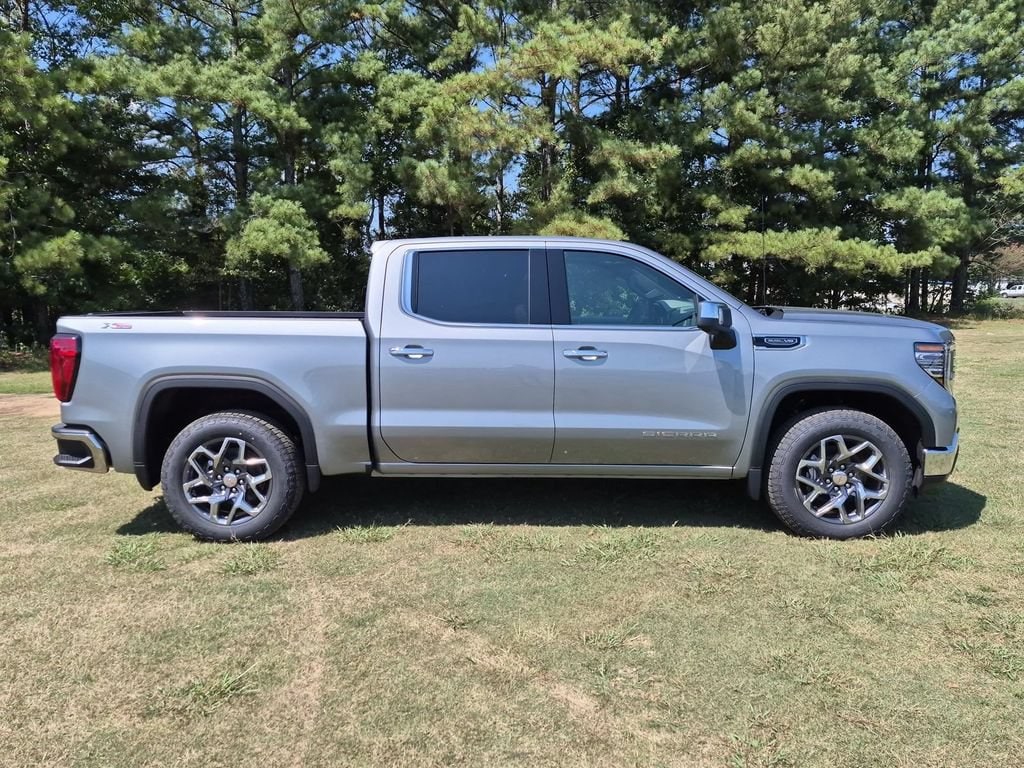 New 2026 GMC Sierra 1500 SLT Truck — photo 2 of 4