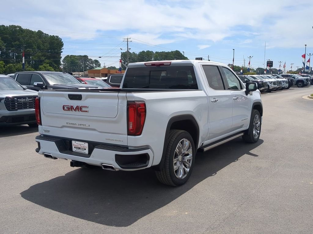 New 2026 GMC Sierra 1500 Denali Truck — photo 3 of 4