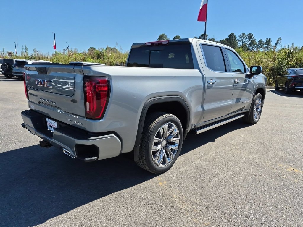 Used 2026 GMC Sierra 1500 SLT Truck — photo 4 of 4