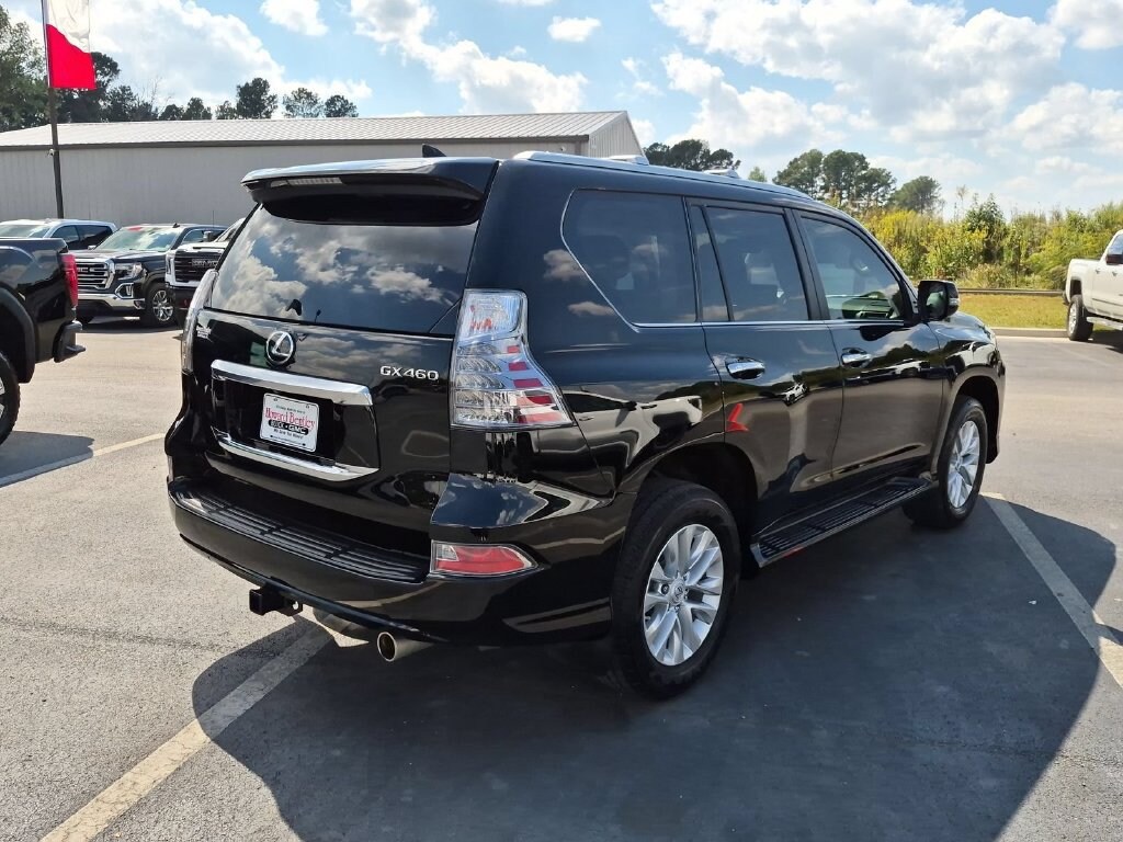 Used 2022 Lexus 460 Premium SUV Used 2022 Lexus 460 Premium SUV — photo 4 of 4