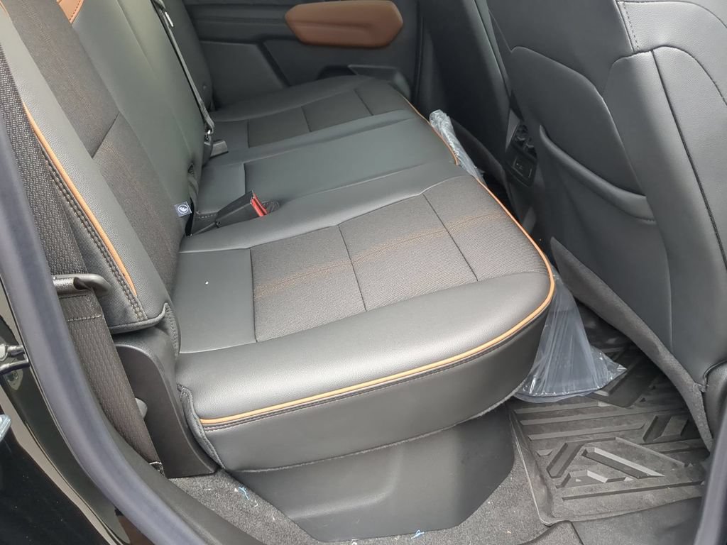 2026 GMC Canyon AT4 - Photo 25