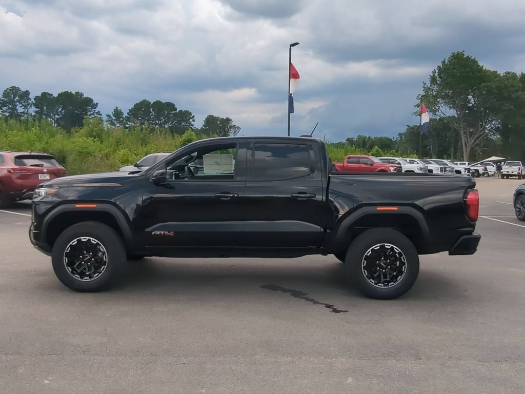 2026 GMC Canyon AT4 - Photo 6
