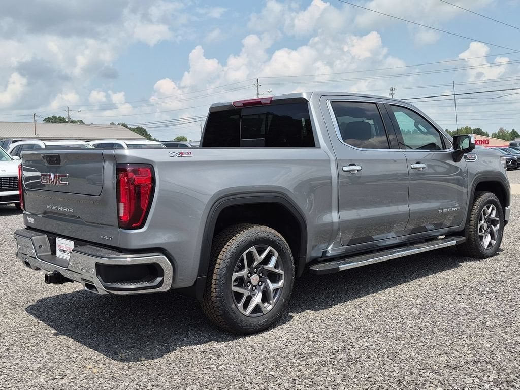 New 2026 GMC Sierra 1500 SLT Truck — photo 3 of 4