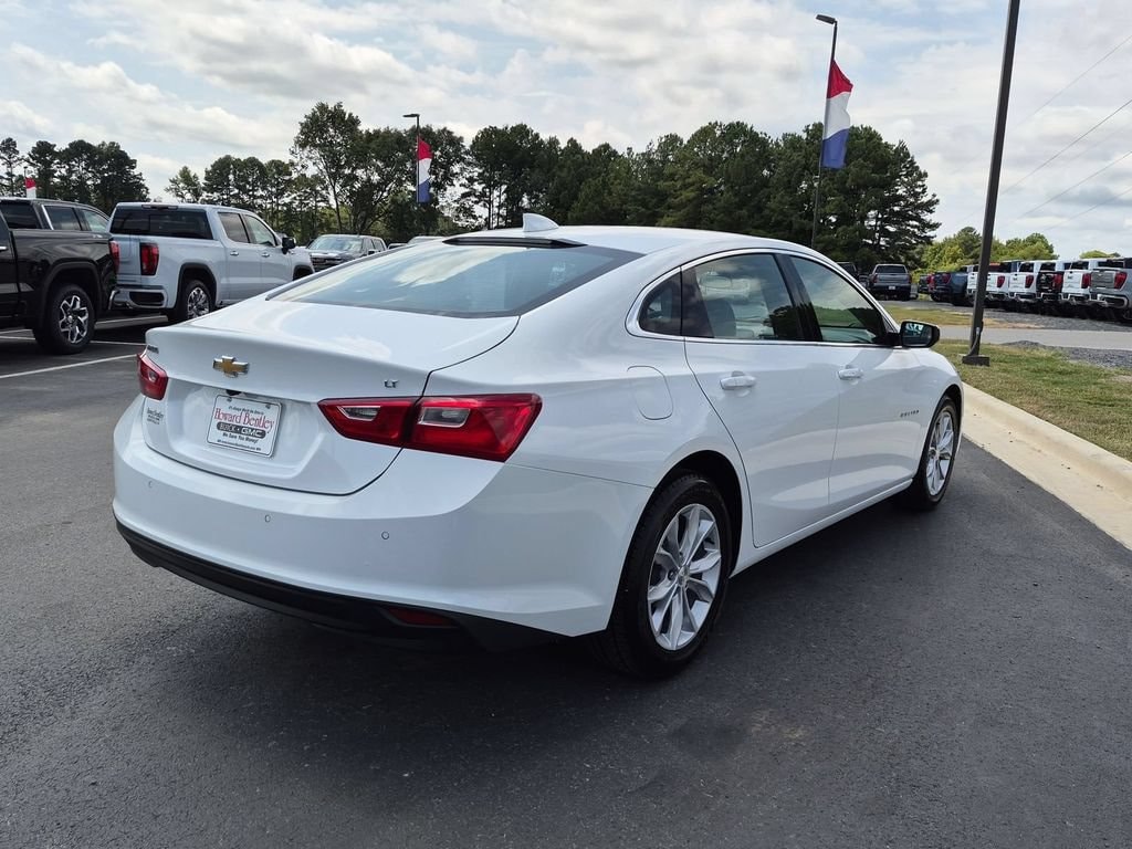 Used 2025 Chevrolet Malibu 1LT Car Used 2025 Chevrolet Malibu 1LT Car — photo 4 of 4