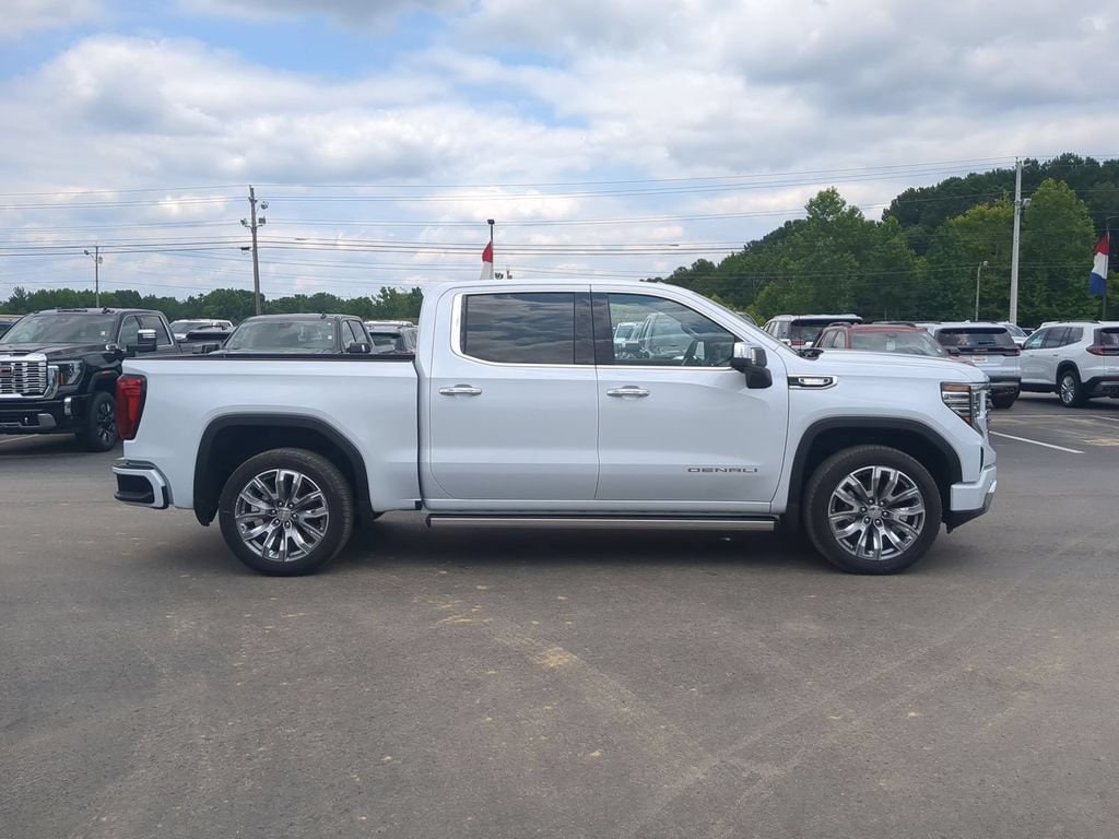 New 2026 GMC Sierra 1500 Denali Truck — photo 2 of 4