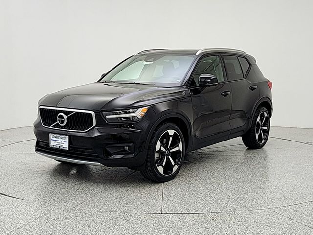 2020 Volvo XC40