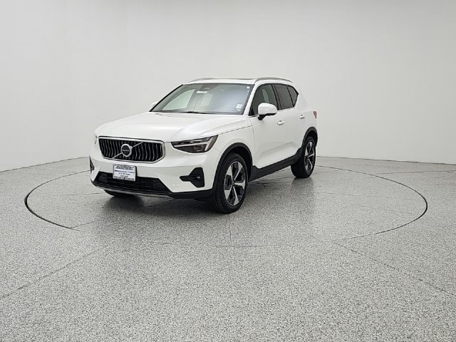2024 Volvo XC40