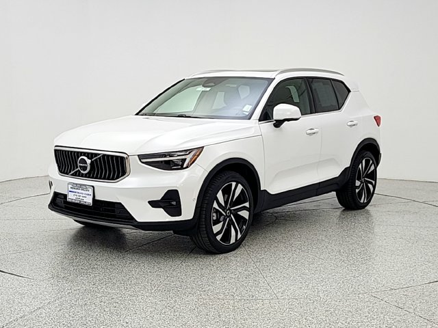 Featured used 2024 Volvo XC40 B5 Plus Bright Theme SUV for sale in Chicago, IL