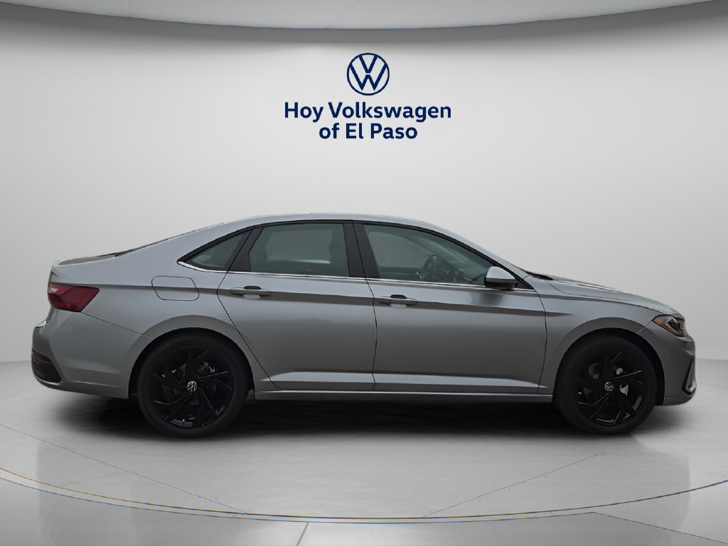 Used 2026 Volkswagen Jetta 1.5T SE Sedan