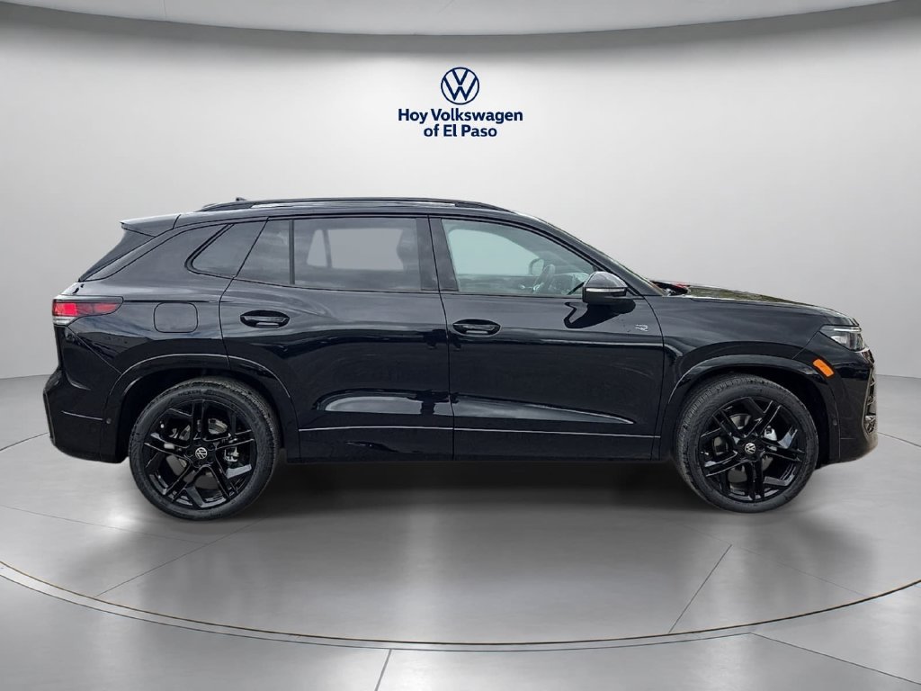 New 2026 Volkswagen Tiguan SE R-Line Black SUV