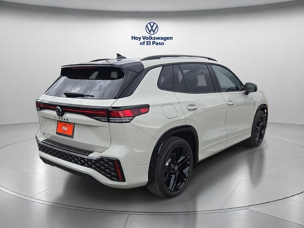 New 2026 Volkswagen Tiguan SE R-Line Black SUV