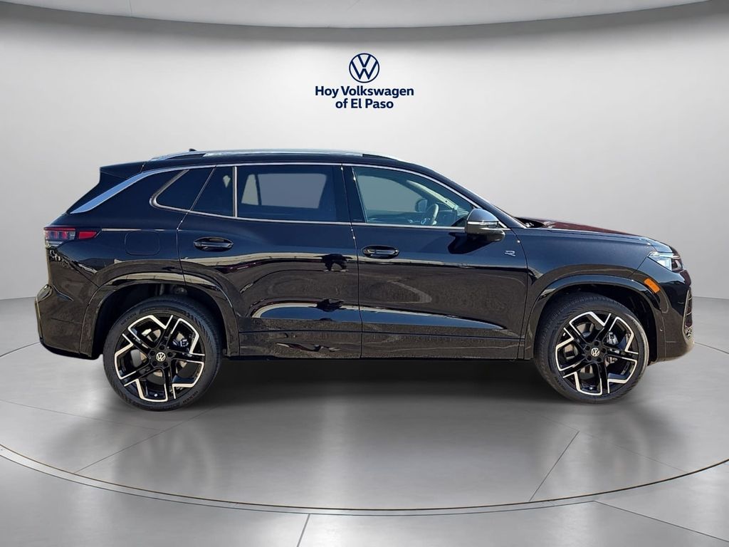 New 2026 Volkswagen Tiguan SEL R-Line Turbo SUV