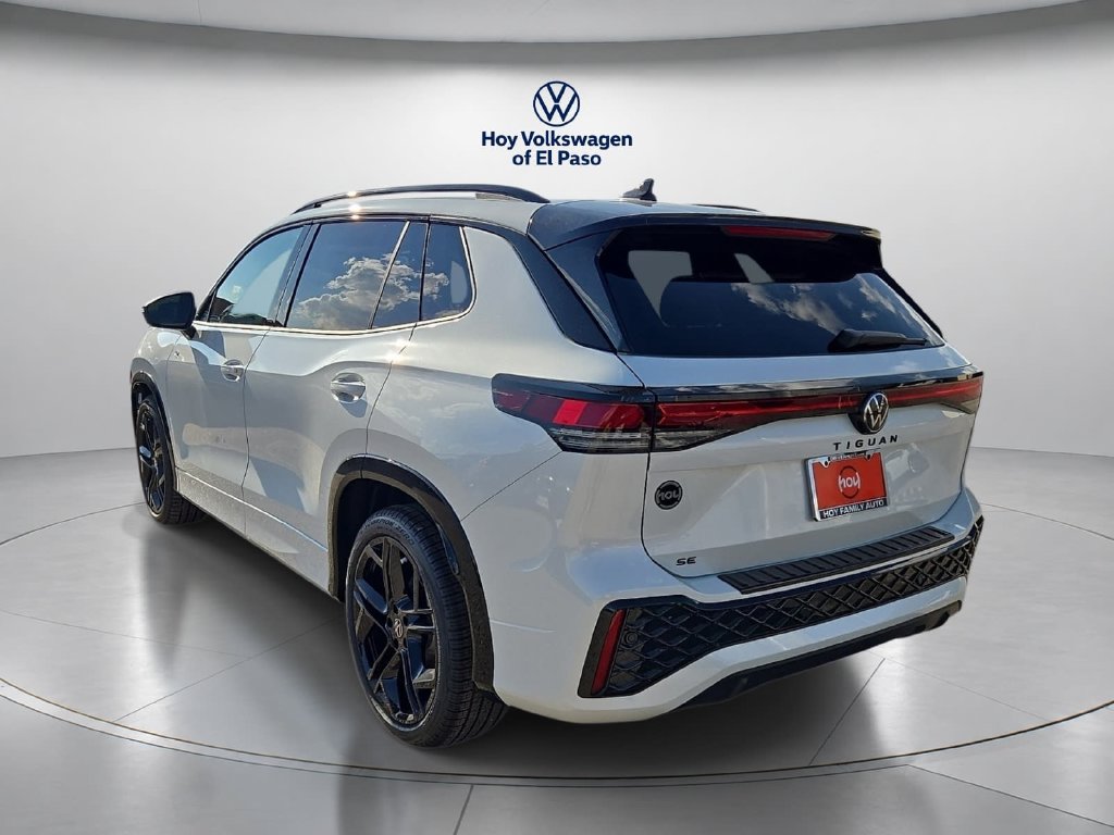 New 2026 Volkswagen Tiguan SE R-Line Black SUV
