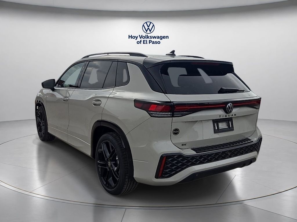 New 2026 Volkswagen Tiguan SE R-Line Black SUV