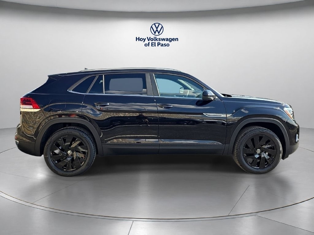 New 2026 Volkswagen Atlas Cross Sport SE w/Technology SUV