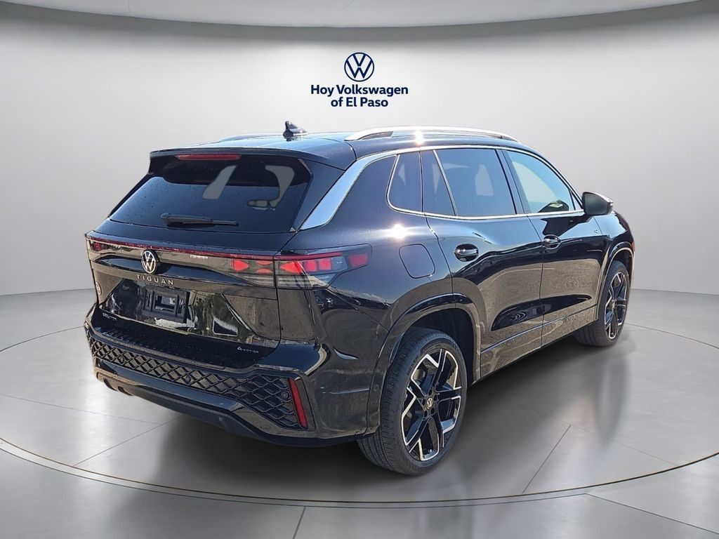 New 2026 Volkswagen Tiguan SEL R-Line Turbo SUV