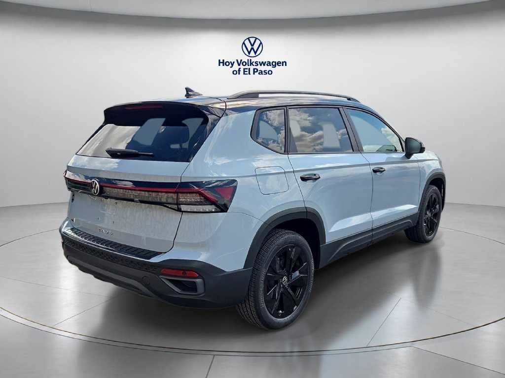 New 2027 Volkswagen Taos 1.5T SE Black SUV