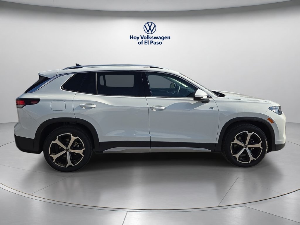 New 2026 Volkswagen Tiguan SE SUV