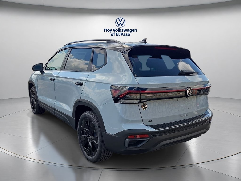 New 2027 Volkswagen Taos 1.5T SE Black SUV